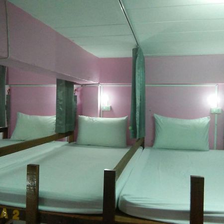 Lucky Homestay Hatrin Kültér fotó